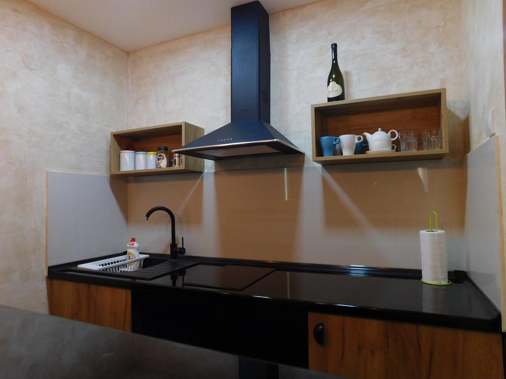 Lola Apartments Banja Koviljača Екстериор снимка