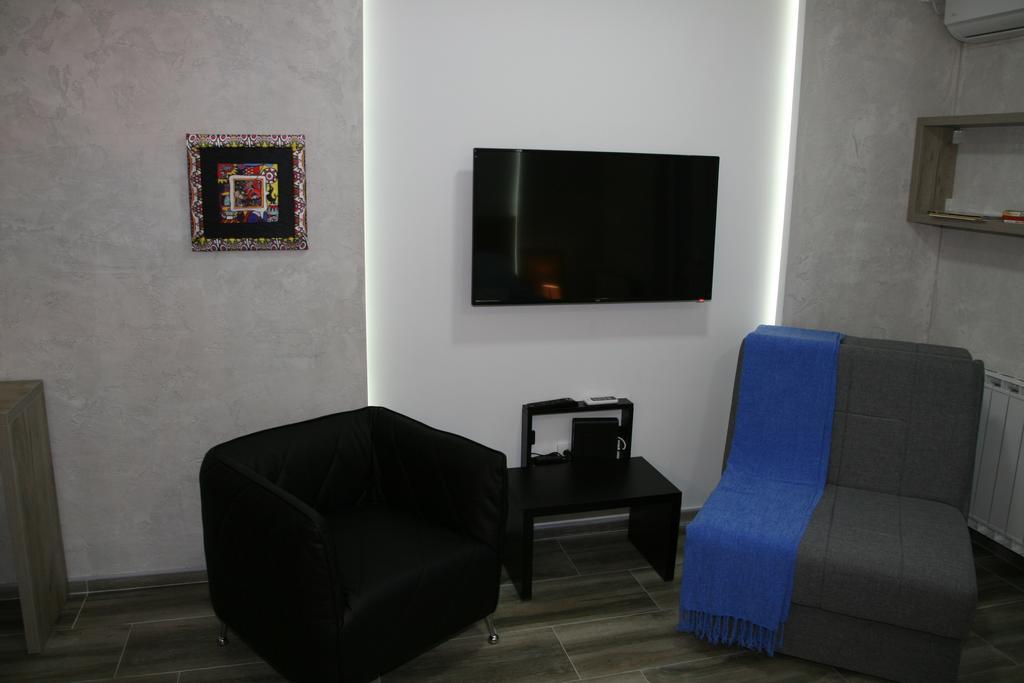Lola Apartments Banja Koviljača Екстериор снимка