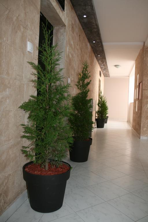 Lola Apartments Banja Koviljača Екстериор снимка