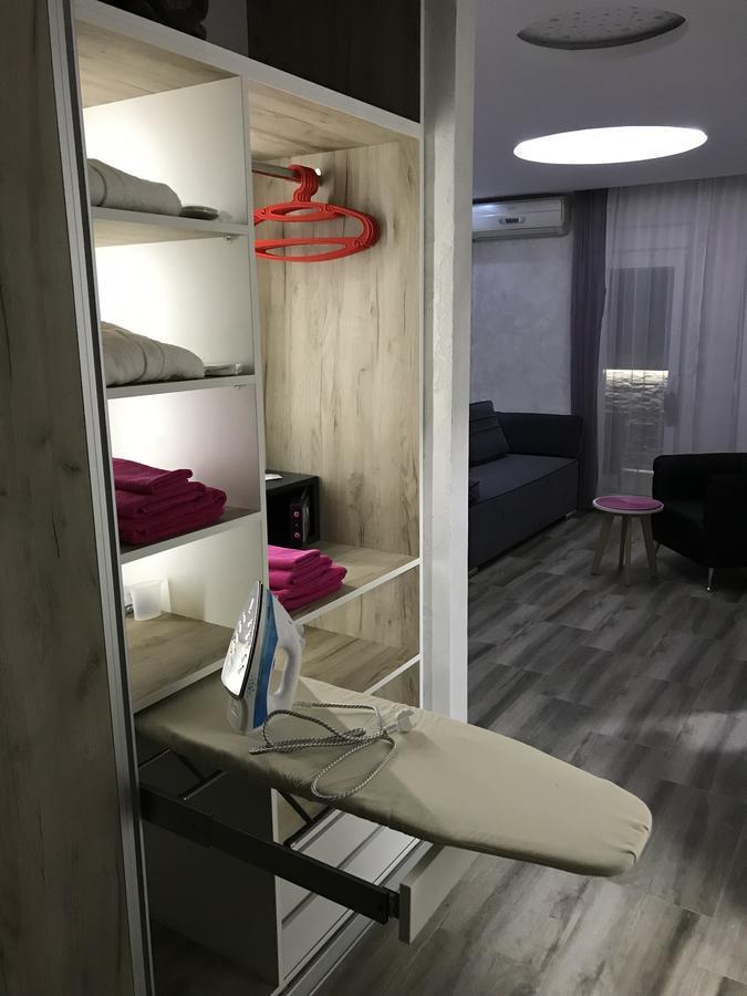 Lola Apartments Banja Koviljača Екстериор снимка