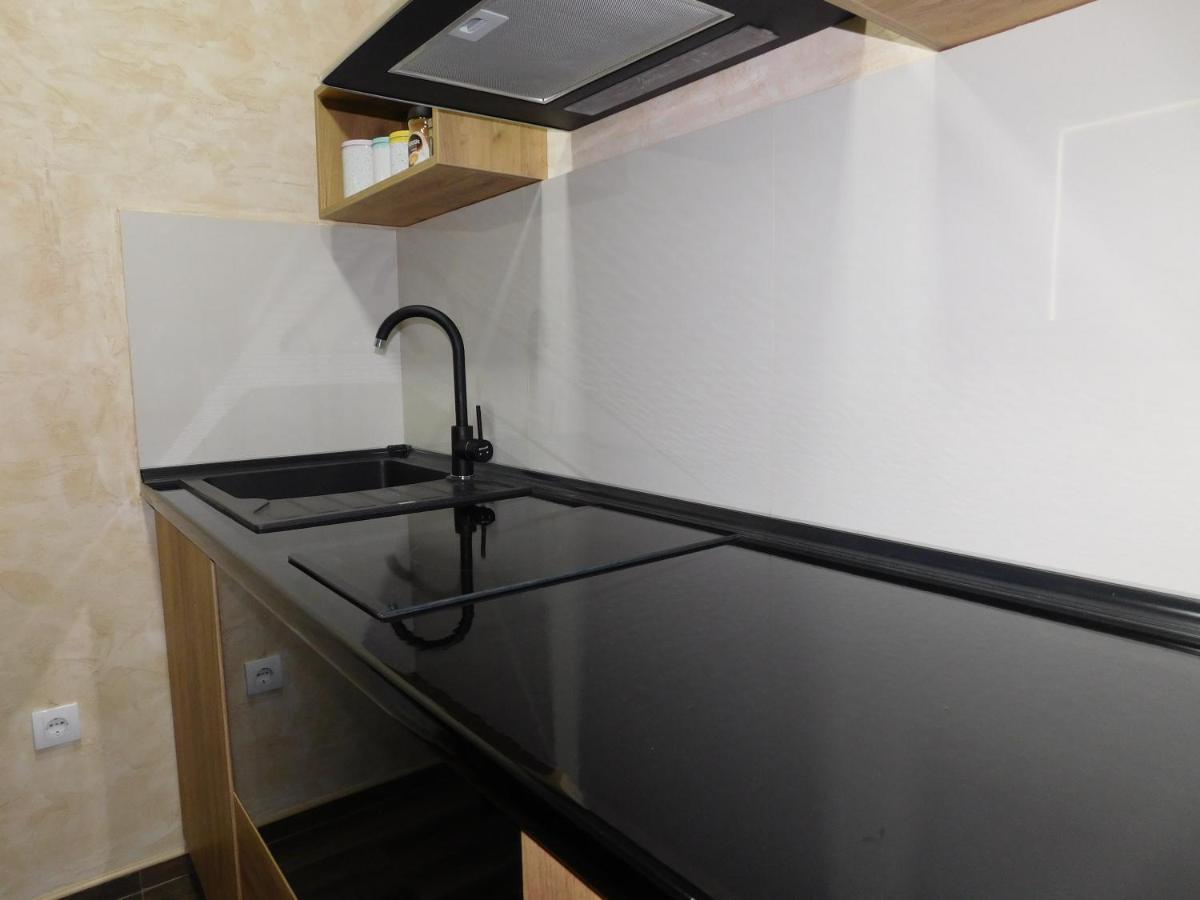 Lola Apartments Banja Koviljača Екстериор снимка