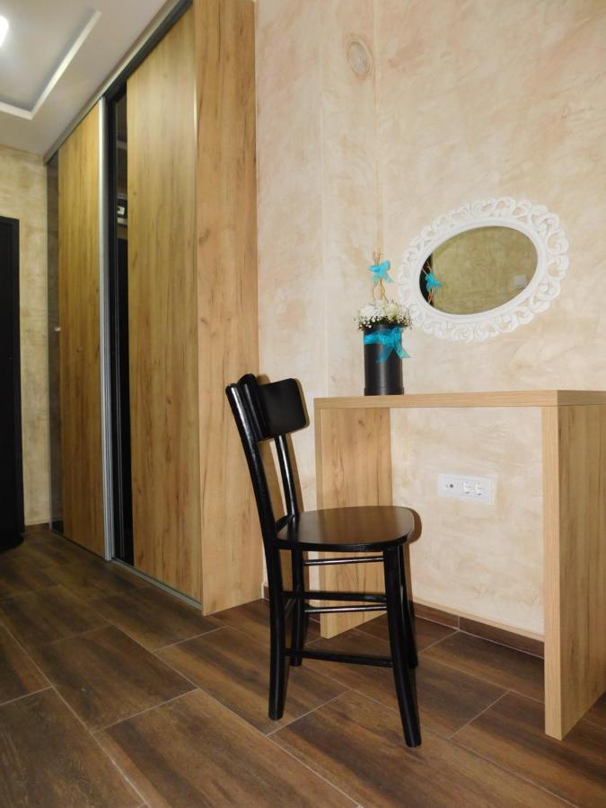 Lola Apartments Banja Koviljača Екстериор снимка