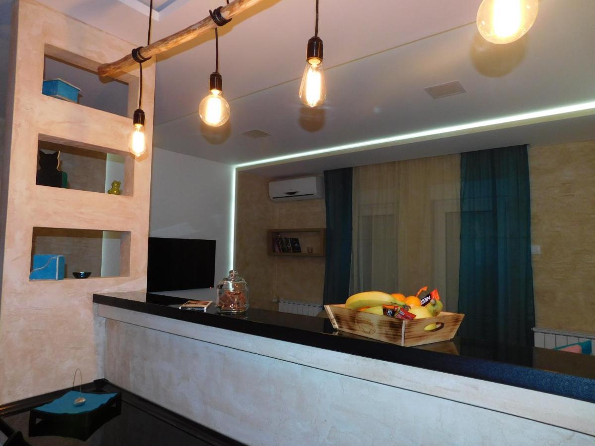 Lola Apartments Banja Koviljača Екстериор снимка